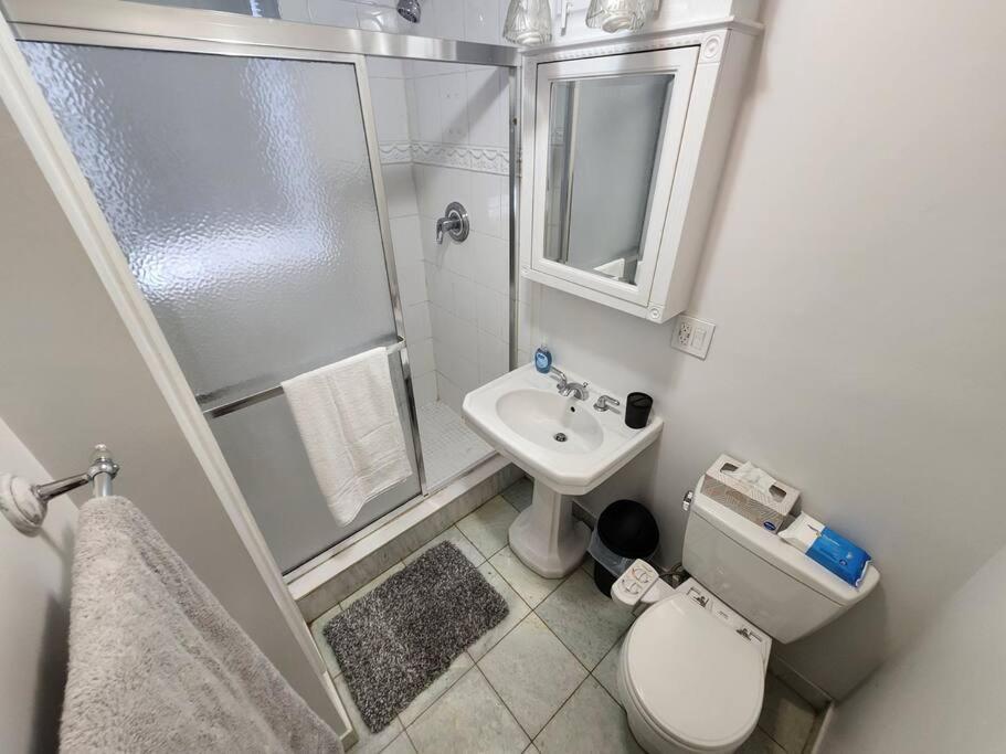 Spacious 3 Bedroom Apartment Mins To Nyc! Union City Luaran gambar
